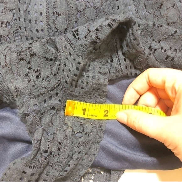 Everly Lace Blue Romper Sz Large Women’s Shorts - Picture 5 of 9